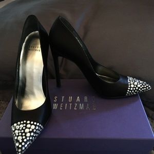Stuart Weitzman Bubbleshi Crystal Cap-Toe Pump